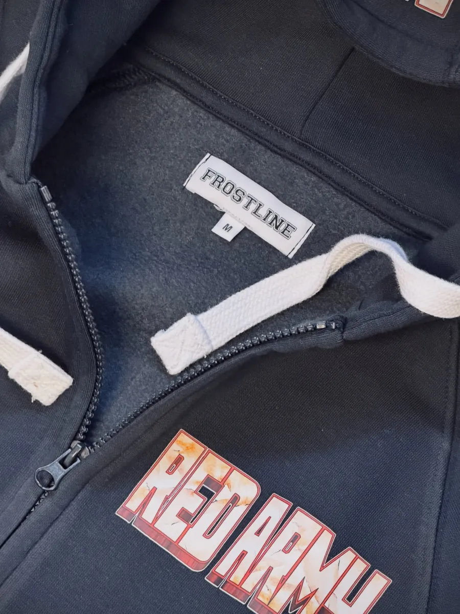 Russegruppa Red Army i zip hoodie fra Frostline