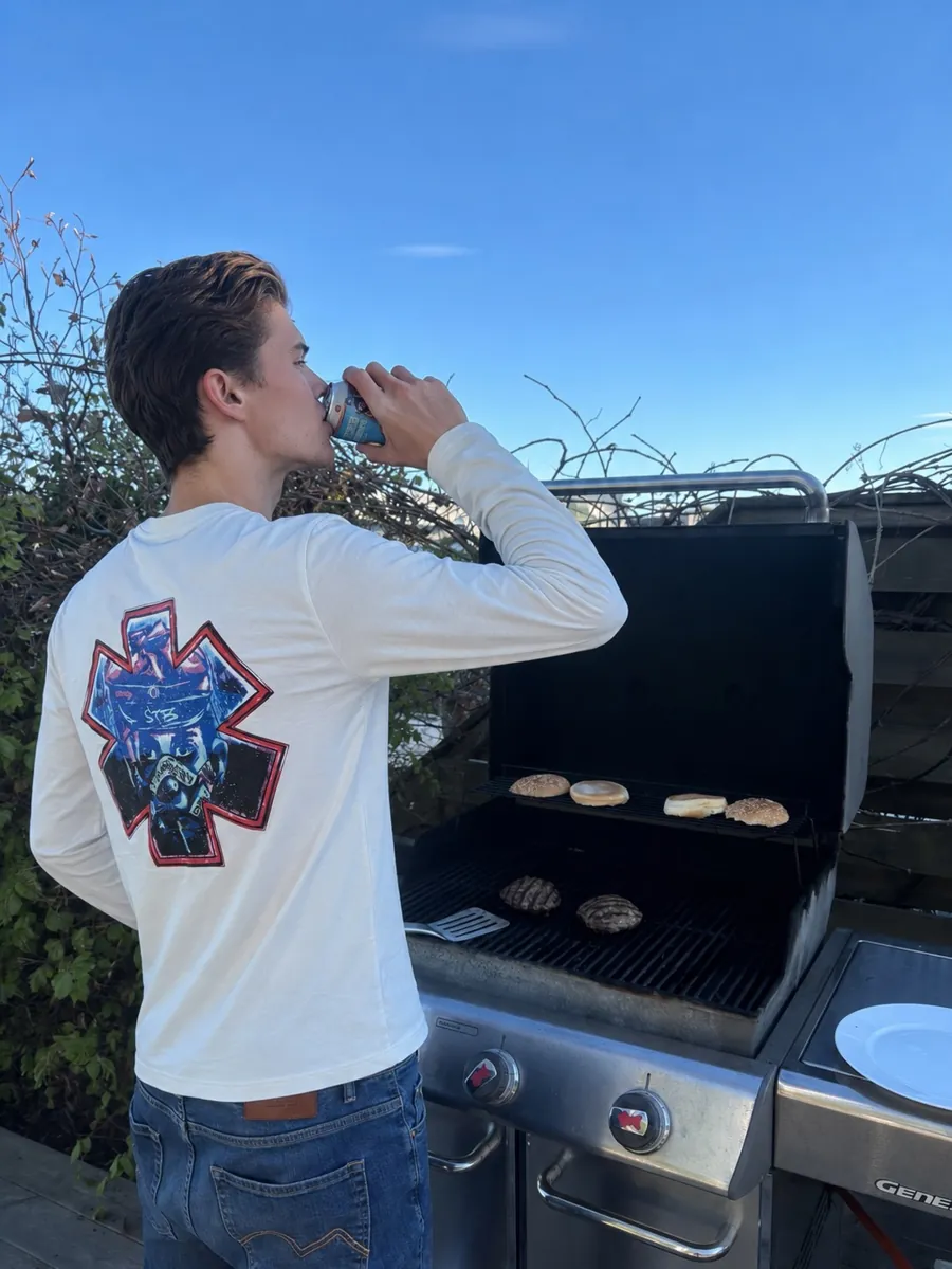 Russegruppa Sjukehus i longsleeve fra Frostline